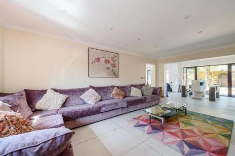 Reception Room (Main).jpg