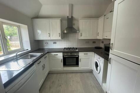 1 bed flat/apartment for rent in West Wycombe Road, Hp12