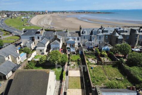 Arran Place, Ardrossan garden shot