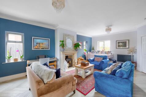 25 Church Street, Belton