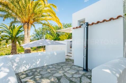 Almancil Fully Renovated 5 Bed Villa For Sale (54)