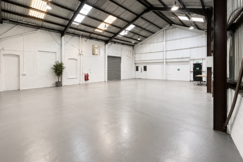 Light Industrial to rent in beverley