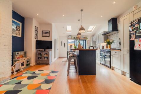 Award-winning Media team on EVERY Listing_22