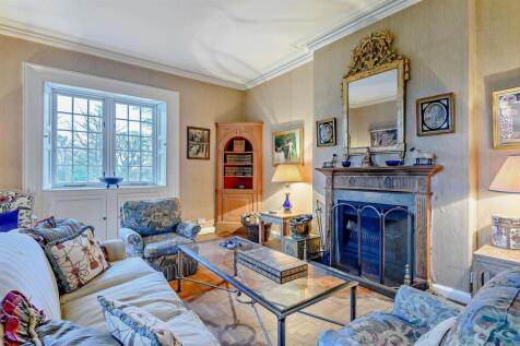 Drawing Room.jpg