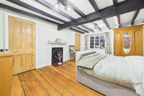 CAM02494G0-PR0066-STILL030 (1)