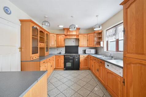 HOOKFIELD, - (2).jpg