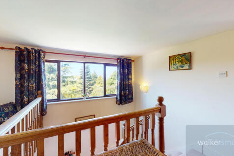 15-Breary-Lane-East-05212025_202035