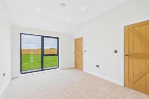 Thorpes Barn Photos (13).jpg