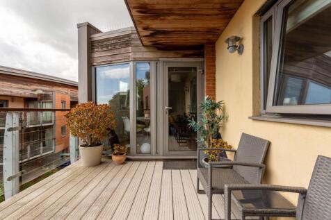 43 Orchard House-14.jpg