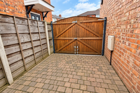 Gated driveway.png