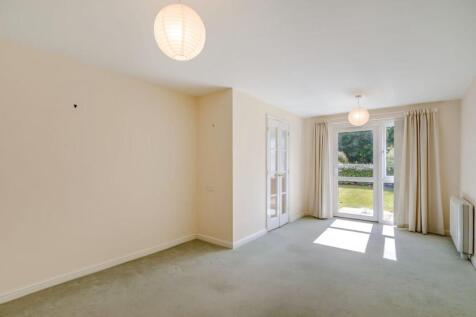 8508942-interior05 (Medium).jpg