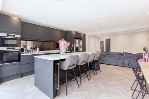 Barrington Close_11.jpg