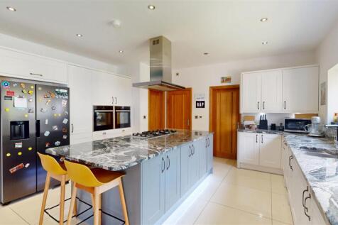 Dining Kitchen / Living