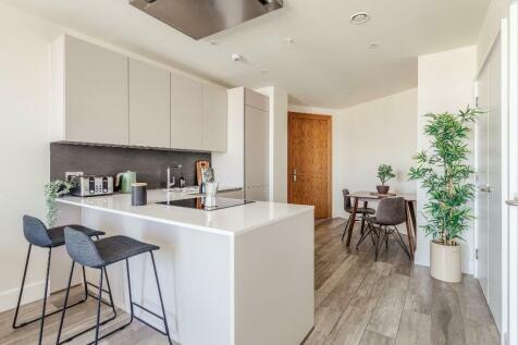 Lounge/Kitchen