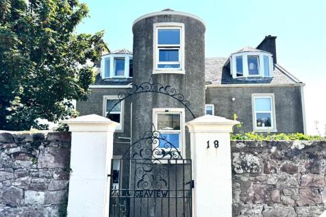 ENTRANCE PORCH