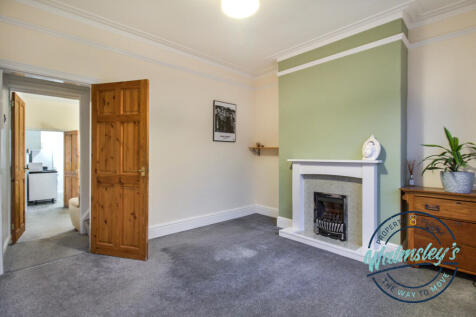 Front sitting room towards rear reception room