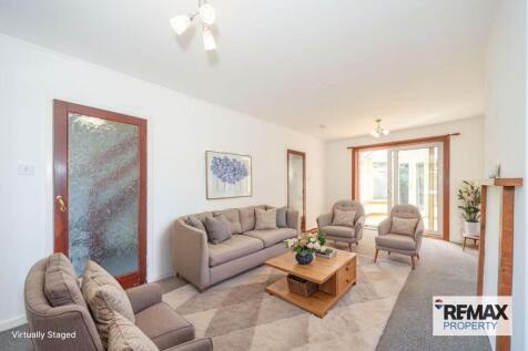 Lounge- Virtually Staged
