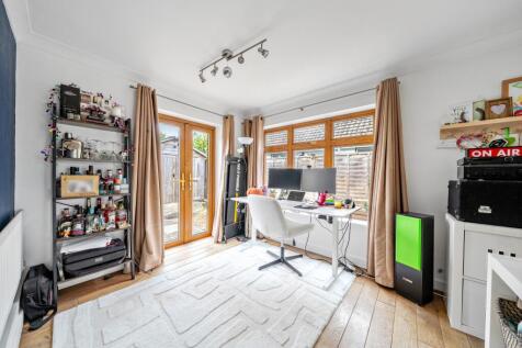 1364469-2-68e795f336655