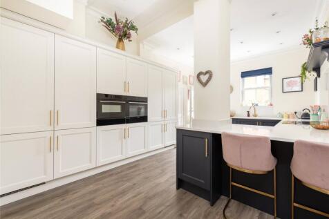 Kitchen/Breakfast Rm