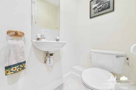 CAM03691G0-PR0052...