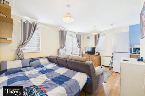 CAM03440G0-PR0397...