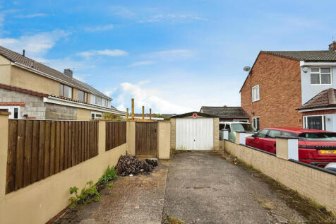 Garage & driveway
