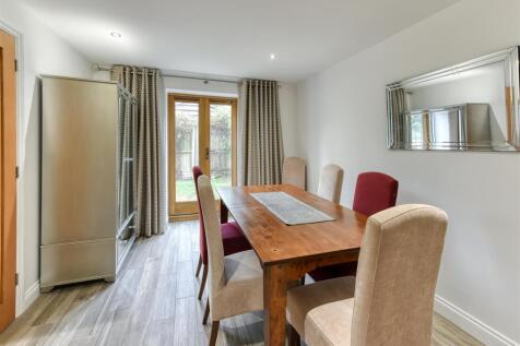 Wentworth Barn-bed2.jpg