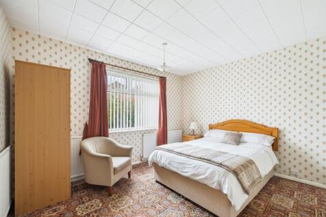Bedroom (Virtually Furnished)