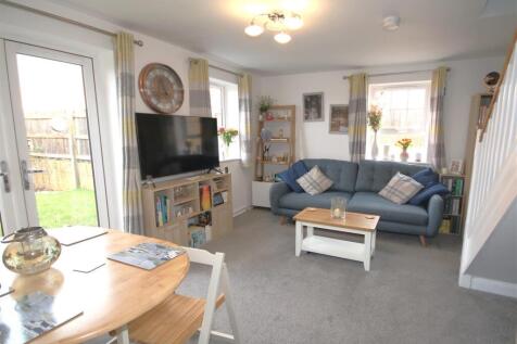 Living Room a.JPG