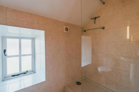 Bedroom 2 En-Suite Shower Room