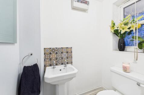 CAM05192G0-PR0187-STILL019