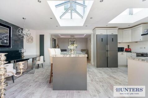 94395_White House Selby Road Camblesforth (16) - C