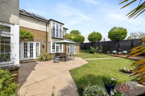 The Droveway, 22A-024.JPG