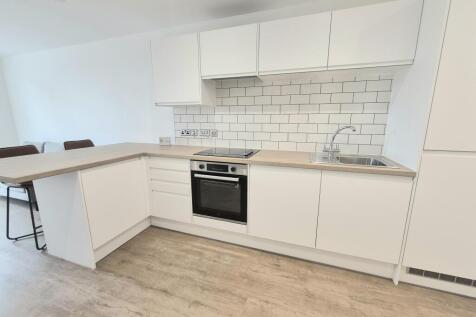 1 Bedroom Flat in HX1 5ES