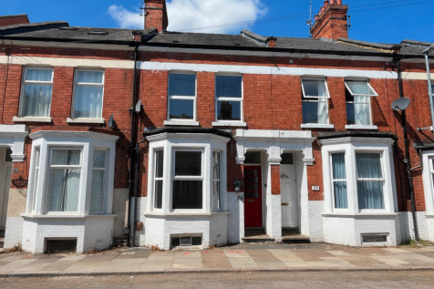 75 Lea Road, Front