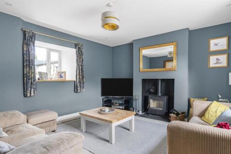 1 Kings Lane, Pury End