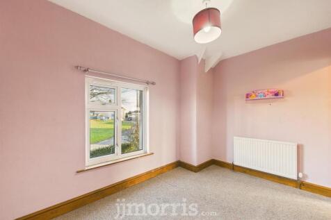 CAM02878G0-PR0104-STILL007.jpg