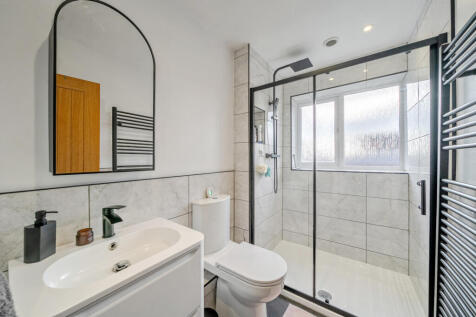 1387857-16-693ad8...