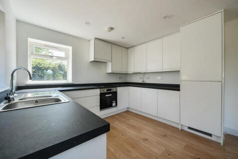 1303880-4-6877d91...