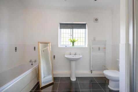 En-Suite Bathroom/Wc
