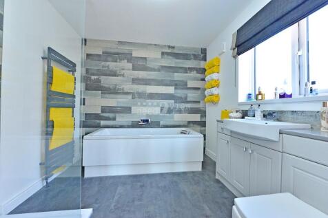 ENSUITE 2