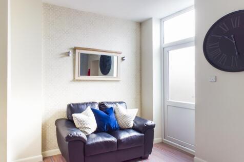 4 Bedroom Terraced in ST4 2EU