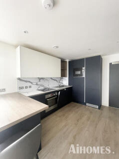 Nestled in the heart of the city, this charming one-bedroom flat at 29 New Bailey Street offers a perfect blend of modern living and convenience. Ideal for young professionals or couples, this propert