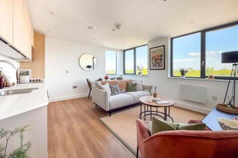 Open plan kitchen/living/dining room