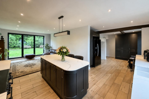 Kitchen/Breakfast/Family Room