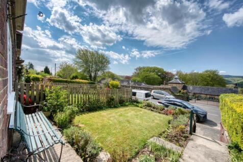 Bench and front garden.jpg