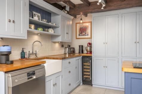 7-13 Welbournes Lane WEB PH-47.jpg