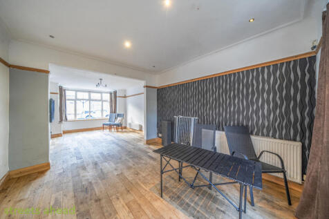 7a4037a1-000e-447...