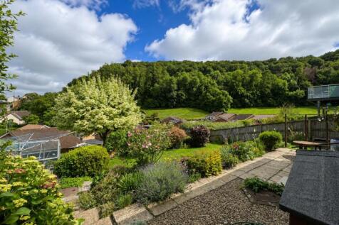 28 Five Acres, Garden3.jpg