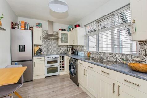 Kitchen / Breakfast Room